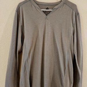 Helix Long Sleeve V-Neck Ribbed Shirt